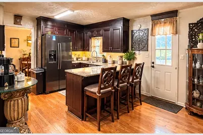 5846 Fox Run, Rex, GA 30273 - Photo 4