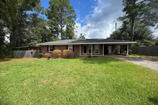 519 Richard St, Swainsboro, GA 30401 - Photo 1