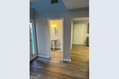 3033 Winding Grove Drive, Lithonia, GA 30038 - Photo 4