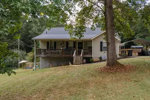 36 Waterview Dr, Lagrange, GA 30240 - Photo 2