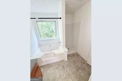 7058 Red Maple Lane, Lithonia, GA 30058 - Photo 16