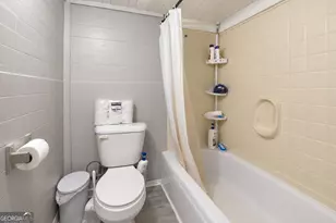 324 W Line St, Calhoun, GA 30701 - Photo 12