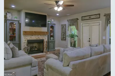 140 Michael Court, Fayetteville, GA 30215 - Photo 6