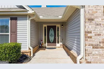 198 White Circle, Winterville, GA 30683 - Photo 4