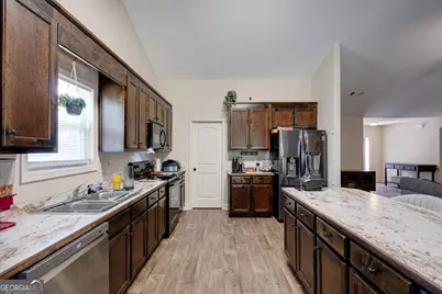 198 White Circle, Winterville, GA 30683 - Photo 10