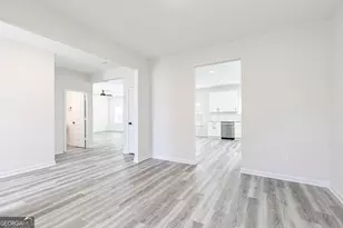 127 Darter Ct, Jefferson, GA 30549 - Photo 4