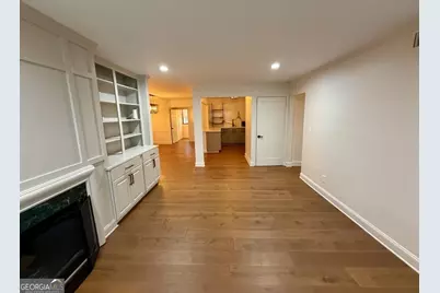 8 Cantey Place NW, Atlanta, GA 30327 - Photo 4