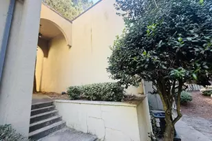 8 Cantey Pl NW, Atlanta, GA 30327 - Photo 2