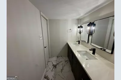 8 Cantey Place NW, Atlanta, GA 30327 - Photo 26