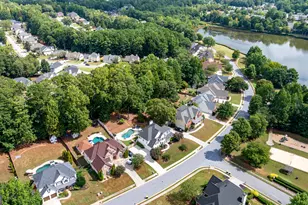 260 Lake Forest Dr, Newnan, GA 30265 - Photo 4