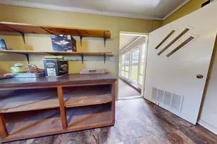 555 Mulberry St, Swainsboro, GA 30401 - Photo 22