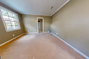 555 Mulberry St, Swainsboro, GA 30401 - Photo 8