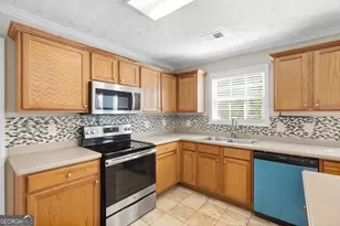 2049 Town Square Dr, McDonough, GA 30253 - Photo 14