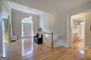 1082 Fieldstone Dr, Canton, GA 30114 - Photo 8