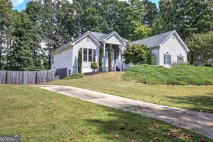1082 Fieldstone Dr, Canton, GA 30114 - Photo 2