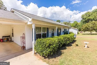 738 Hood Street, Cleveland, GA 30528 - Photo 2