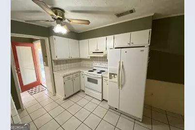 215 Hillside Drive, Dublin, GA 31021 - Photo 8