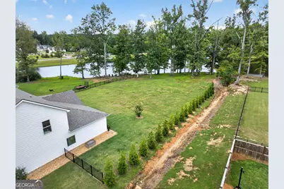 615 Lakeshore Drive, Gray, GA 31032 - Photo 2