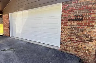 203 Woodland Dr, Calhoun, GA 30701 - Photo 4