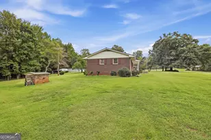 57 Defoor Rd, Toccoa, GA 30577 - Photo 6