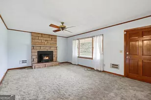 57 Defoor Rd, Toccoa, GA 30577 - Photo 10