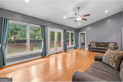 17 Mountain Oaks Drive, Carrollton, GA 30116 - Photo 16