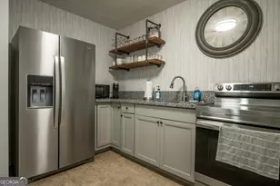 880 College Ave, Athens, GA 30601 - Photo 6