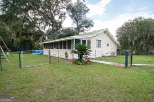 41 Sheridan St, Saint George, GA 31562 - Photo 1