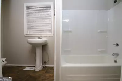 902 Juniper Street, Lagrange, GA 30240 - Photo 10
