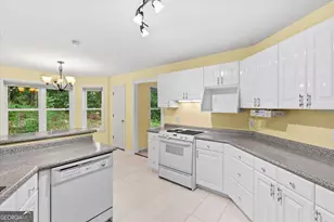 3218 Leona Dr, Rocky Face, GA 30740 - Photo 8