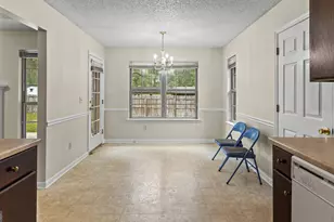 1010 Canton Ct, Hinesville, GA 31313 - Photo 8