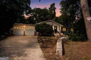 1127 Renee Dr, Decatur, GA 30035 - Photo 1