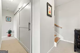 3334 Peachtree Rd NE, Atlanta, GA 30326 - Photo 32