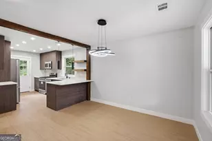 2531 Hood Ave NW, Atlanta, GA 30318 - Photo 10
