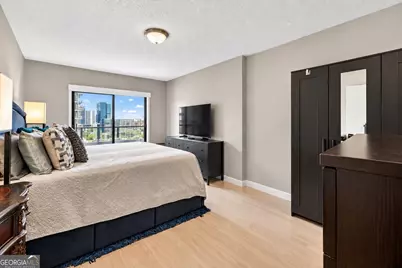 1280 W Peachtree Street NW #APT 2708, Atlanta, GA 30309 - Photo 12