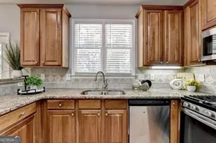 3545 Sentry View Trace, Suwanee, GA 30024 - Photo 16