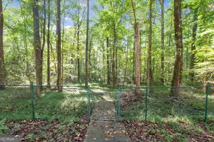 3520 Lester Ct SW, Lilburn, GA 30047 - Photo 86