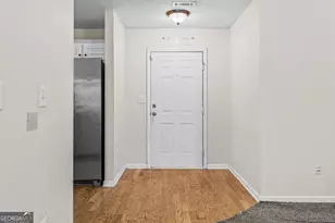 120 Hemlock Dr, Newnan, GA 30263 - Photo 2