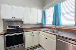 409 Joiner Ave, Nashville, GA 31639 - Photo 10