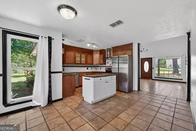 179 Forest Hills Drive, Douglas, GA 31535 - Photo 12