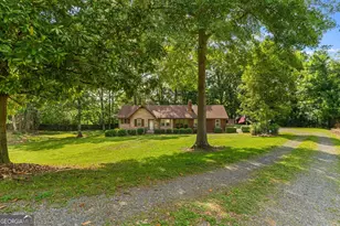 205 Mountain View Dr, Dalton, GA 30721 - Photo 4