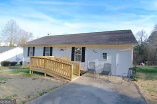 5674 Maiden Ln, Lula, GA 30554 - Photo 2