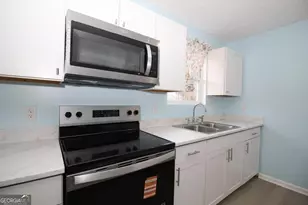 5674 Maiden Ln, Lula, GA 30554 - Photo 8