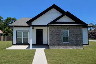 215 E 8th St, Adel, GA 31620 - Photo 2