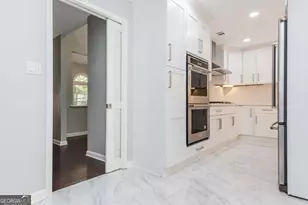 2914 Lenox Rd NE, Atlanta, GA 30324 - Photo 10