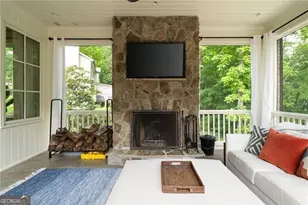 4207 Glengary Dr NE, Atlanta, GA 30342 - Photo 16