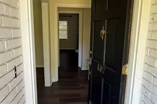 807 Piney Woods Dr, Lagrange, GA 30240 - Photo 2