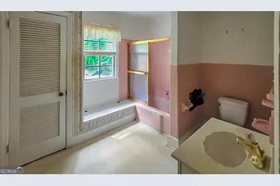 819 Hillcrest Drive, Thomson, GA 30824 - Photo 16