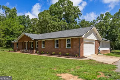 104 E Oak Street, Luthersville, GA 30251 - Photo 2