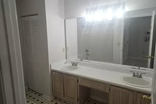 1391 Keys Crossing Dr NE, Atlanta, GA 30319 - Photo 10